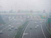 雨雾下，风浪大！青岛沿海一线游客注意啦