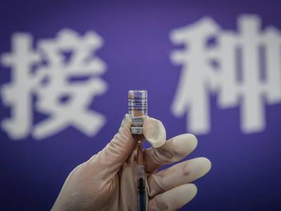国务院联防联控机制：接种新冠疫苗不会引起白血病和糖尿病