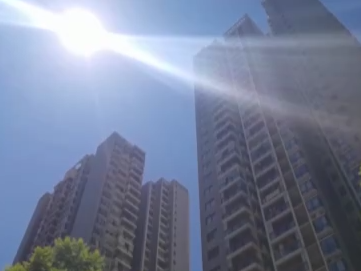 北方本周多降雨，南方大部分地区持续高温，局地气温可达40℃以上