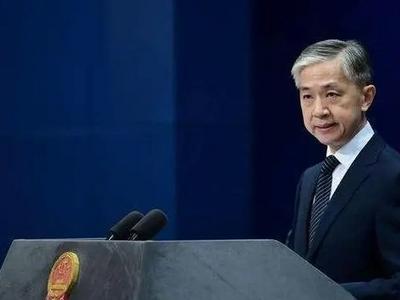 外交部：中方敦促美方尊重中方在南海的主权和权益，停止在南海挑事生非