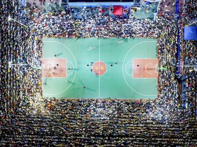 观众敲锅助威的中国“村BA”，比NBA历史还久