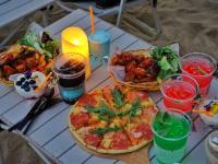 烛光、音乐、啤酒……来这片海感受秋日里的微醺慢摇