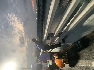 因家庭矛盾跳海轻生，警民合力寻找并成功救援 