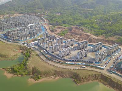 青岛规模最大城中村改造续建项目主体封顶，预计年底回迁