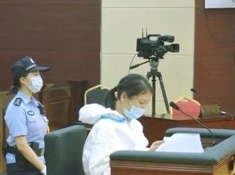 劳荣枝二审推翻多项此前供述，自称“傻白甜”