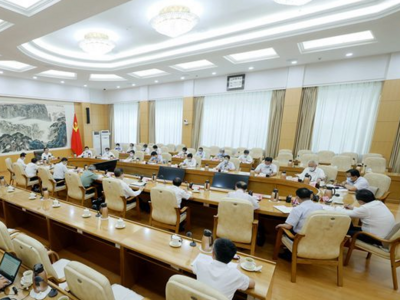 山东省委召开省级党员领导干部会议，传达学习中央统战工作会议精神
