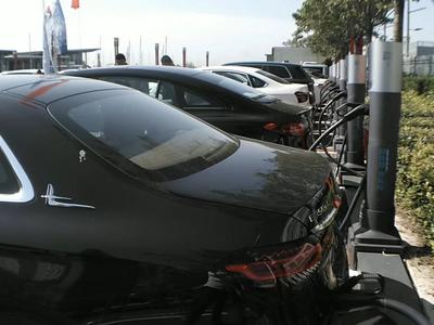 缓解新能源车“充电难”！青岛奥帆中心景区新增三座充电站，今起对外开放