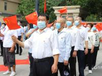 大合唱、合影、写祝语……他们为祖国这样“花式”庆生