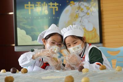 “萌娃版”中秋的正确打开方式是…… 