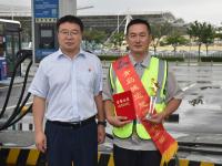 8月“城运之星”出镜！手捧荣誉证书的他们帅极了