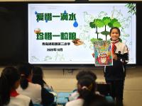 迎接“世界勤俭日”，看学生们巧手“废变宝”