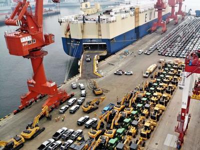 世行：中国经济十年对世界经济增长贡献率超G7总和