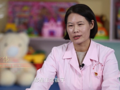 壮阔十年｜“杨妈妈，我会想你的！” 她和1000多个孩子的故事让人泪奔