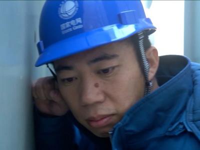冯新岩：攻坚克难，筑牢电网守护防线