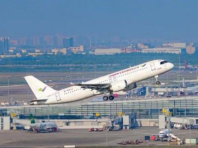 中国东航：首架C919飞机将于今年12月交付东航