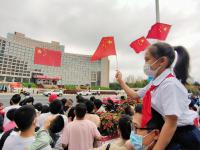 国庆节升旗现场实拍：燃！盛世华诞，祝福祖国