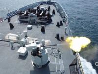 利剑出鞘舰炮吼！亚丁湾护航编队实弹射击现场来袭