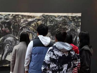 全球性展览在青岛“梅开三度”，第二届（2022）青岛国际艺术年展启幕
