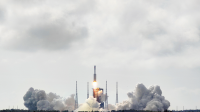 天舟五号货运飞船发射成功