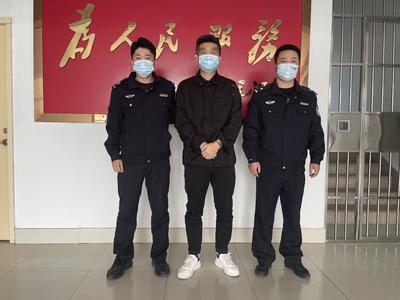 一公司实习生因贪念频繁盗窃，黄岛警方“警保联控”抓获