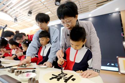 青岛优质幼儿园占比超过70%，七部门联手城镇居住区配套幼儿园建设管理