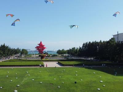 党的二十大精神文艺宣讲暨青岛市第三届职工文化艺术节闭幕式举行