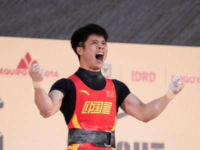 锻炼队伍剑指巴黎奥运！举重世锦赛中国队收获19金