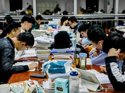 今日开考！2023年全国考研报考人数为474万人