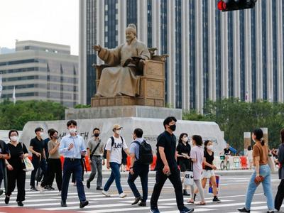 年轻人推迟结婚，韩国单人户比例再创新高
