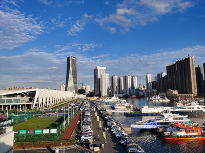 邮轮港区启动区又一地块完成出让，重点项目建设进入全速推进期