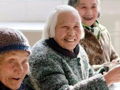 人社部：领取养老金资格认证，可在上次认证后一年内任意时间进行