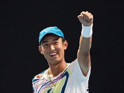 中国网球征战大满贯新纪录！17岁小将商竣程首次闯入网球大满贯正赛
