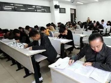 90人！青岛这个区面向国内部分高校定向选调事业编制优秀青年人才
