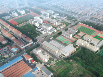 @青岛人，这所中学拟改扩建，位置在……