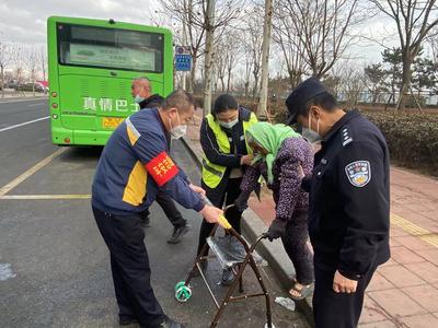 文明在身边 | 温暖有爱，青岛这个爱老驿站去年把73位迷路老人送回家