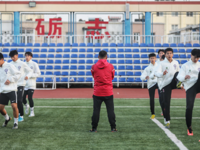 四部门发文：在学校设置教练员岗位，为学生提供专业运动指导