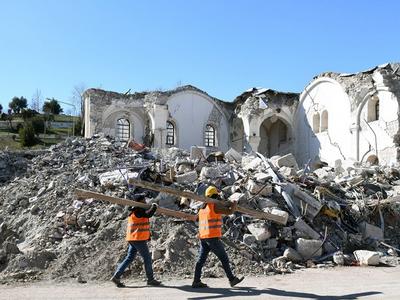 土耳其：已对涉嫌参与建造劣质建筑的人发出逮捕令