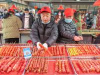 吃糖球，品美食，李村商圈元宵会“火了”