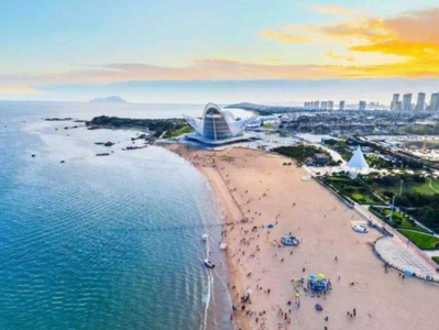 “大河滔滔：黄河文化美术作品展”首展在西海岸新区开幕