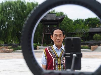 文旅局长“出圈”，文旅产业如何“出彩”？