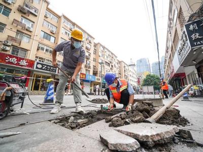 持续打好重庆路征迁攻坚战！李沧区聚力征迁不停歇