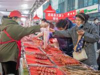 吃糖球，品美食，李村商圈元宵会“火了”