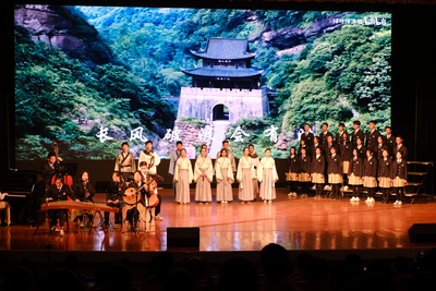 ﻿青岛二中举行“古风新韵 和诗以歌”经典演绎大赛