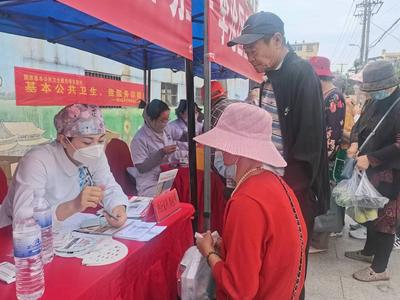 下个楼就能看病，李沧区这个义诊真方便