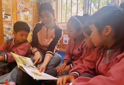 走，参观小学去——青岛市市南区江西路幼儿园半日探校活动