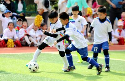 “快乐足球 活力校园” 青岛镇江路小学2023年足球节精彩启幕