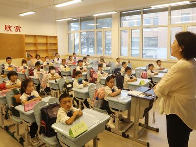 2022年全国教育经费总投入61344亿元，比上年增长6%