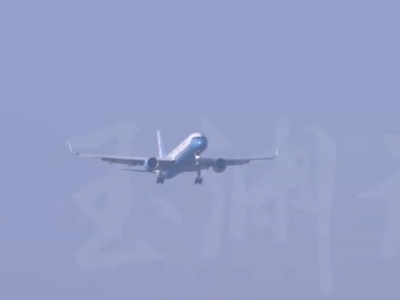 美国国务卿布林肯今天上午抵达北京
