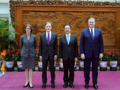 中美外交官员在京举行会谈：中方就台湾等重大原则问题阐明严正立场