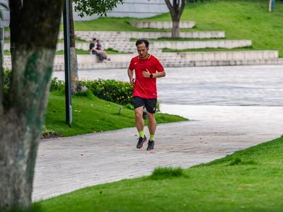 晨练好还是晚练好？最新研究：这个时间运动才是“最优解”
